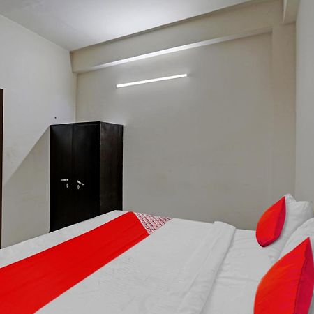 Hotel O Vrinda Residency Noida Buitenkant foto