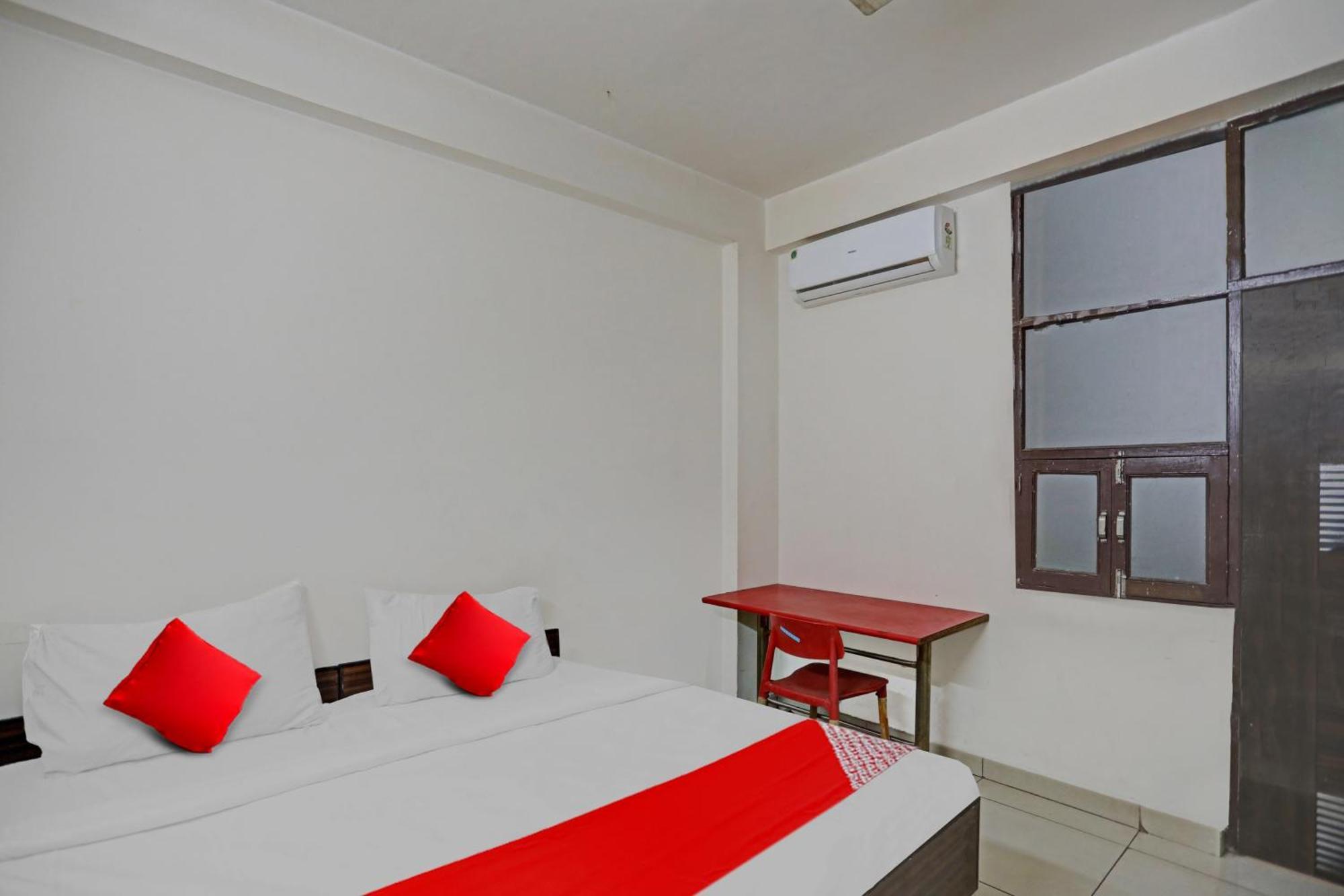 Hotel O Vrinda Residency Noida Buitenkant foto