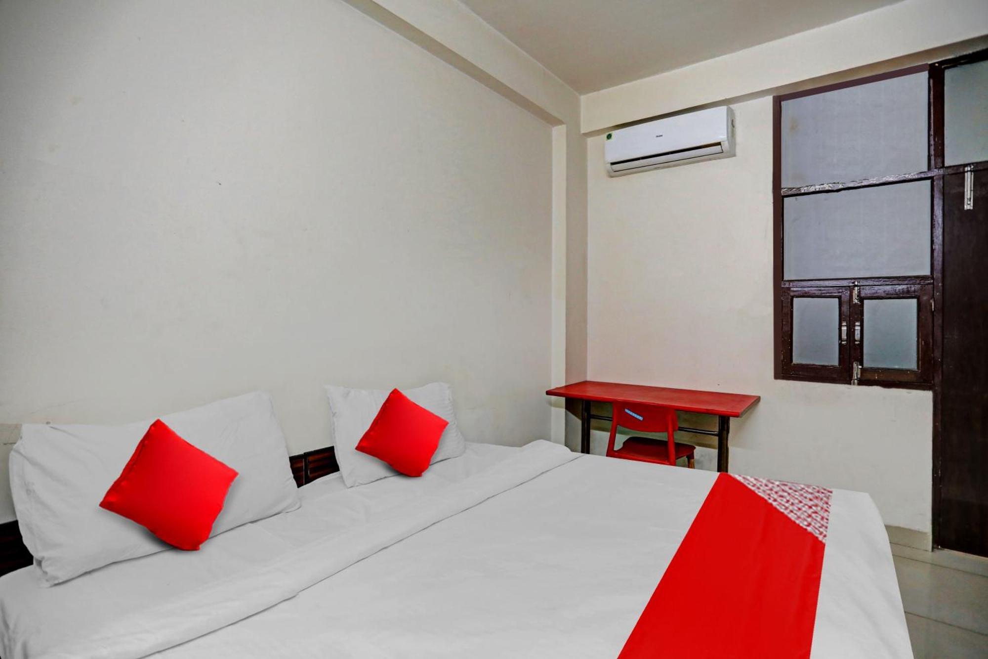 Hotel O Vrinda Residency Noida Buitenkant foto