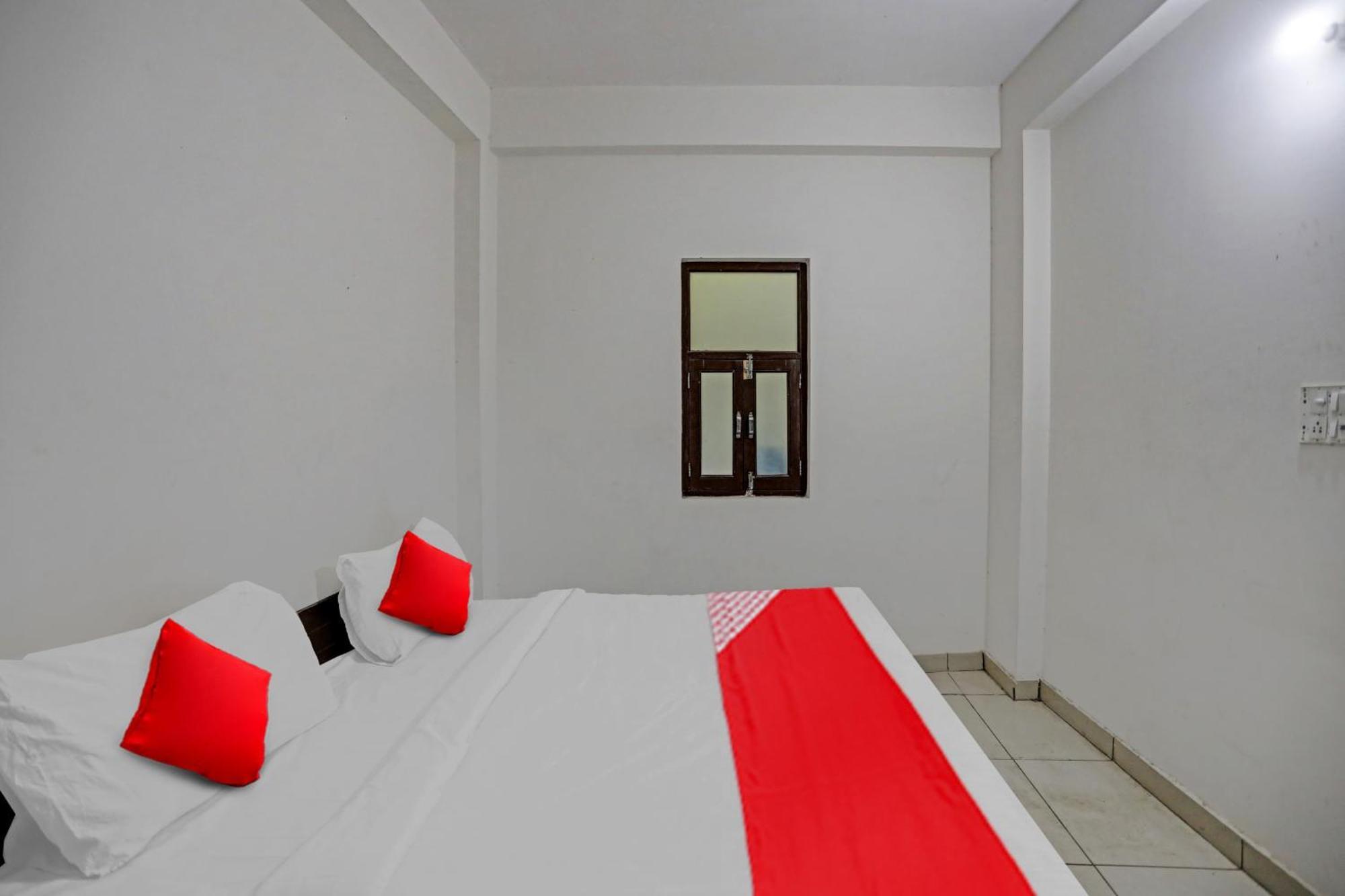 Hotel O Vrinda Residency Noida Buitenkant foto